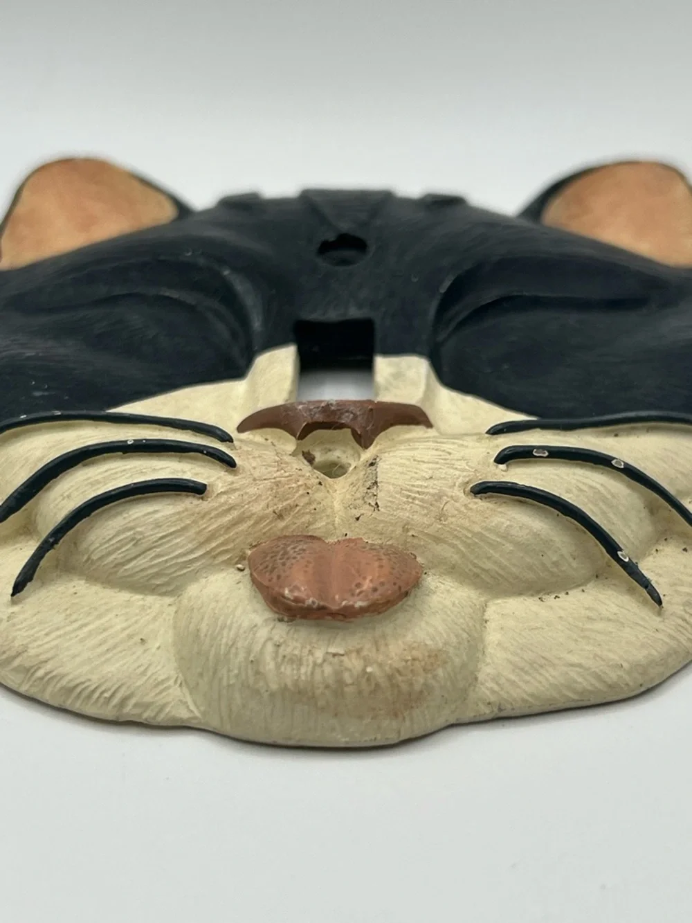 Decorative Cat Face Wall light switch Plaque - Black and Cream
